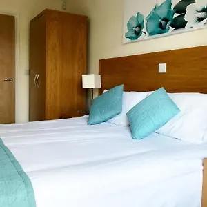  Apartment Hartford Court United Kingdom